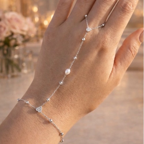 Bijoux de main
