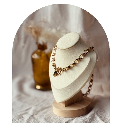 Collier Prague