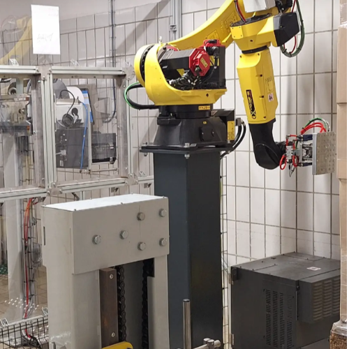  Étiqueteuse robotisée SCORPION