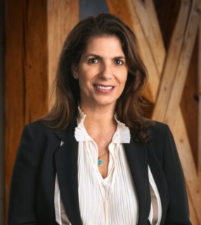 Member Spotlight: Tania Mobayed A Career Without Borders: Tania’s Story of Finance, Family, and Reinvention