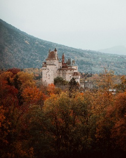 Top 12 des châteaux en Auvergne en 2026
