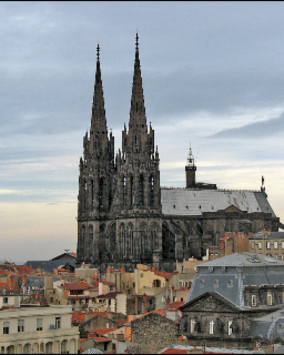 Clermont 2028 : les 7 millions qui font débat...