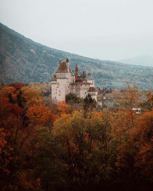 Top 12 des châteaux en Auvergne en 2026