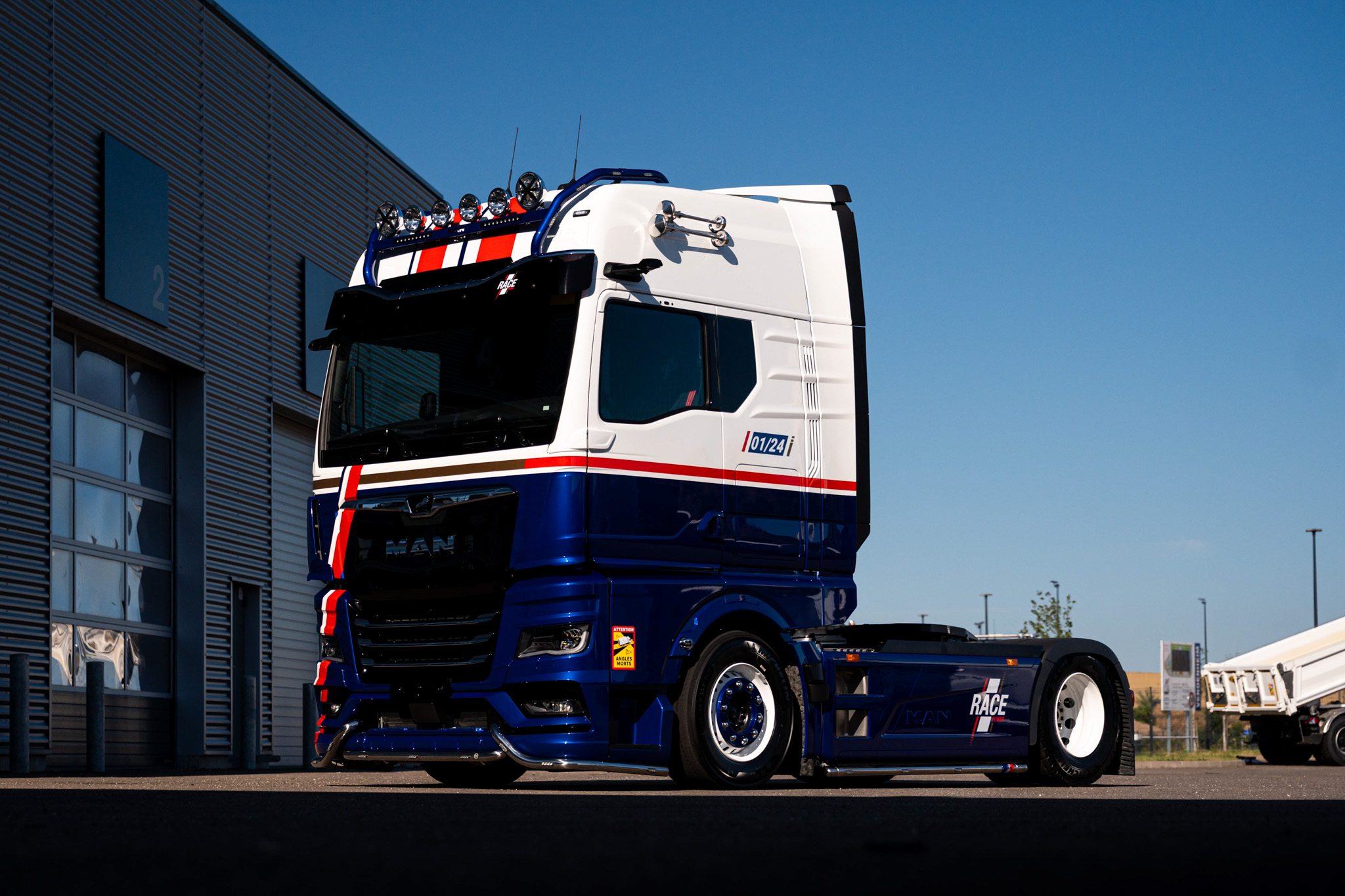 MAN TGX RACE POWER