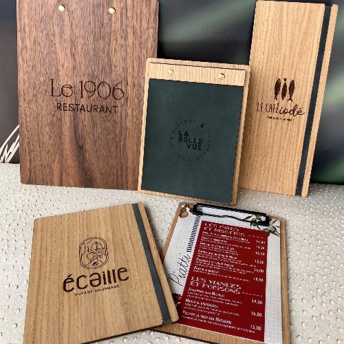 PLANCHE MENU en bois et gravure personnalisée