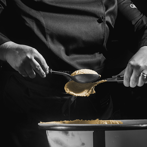 Quenelles artisanales moulées à la cuillère