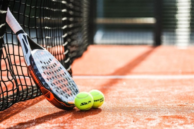 Découvrez le padel à la FIM !