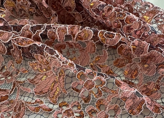 Soltiss lace