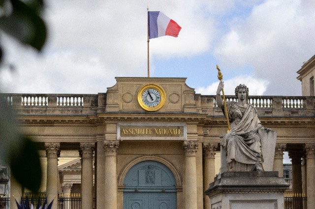 NIS 2 : le texte arrive à l'Assemblée, les collectivités en première ligne