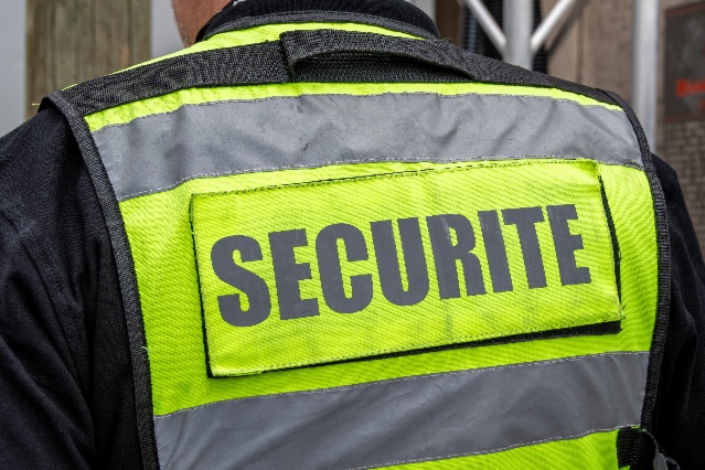 Sécurité privée : vers une carte professionnelle sécurisée dès 2027