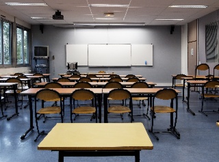 Blocus des lycées : Matignon ouvre cinq chantiers, Beauvau mise sur la fermeté et les préfectures sont en première ligne