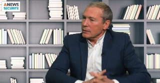 « Les hommes en noir », quand la fiction se mêle au réel – Jean Michel Fauvergue – Security Book