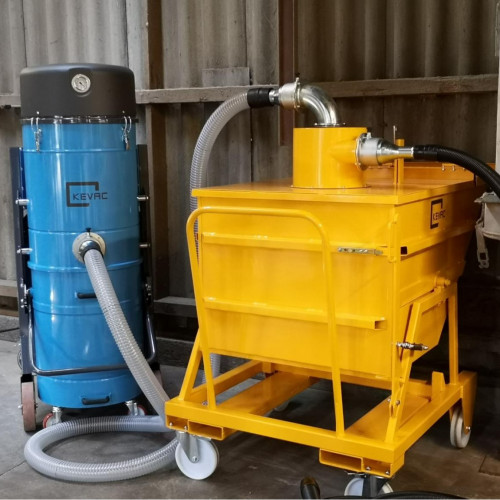 Aspirateur industriel avec benne gros volume