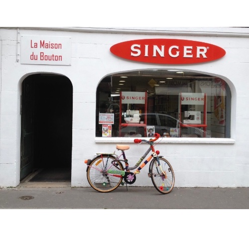 LA MAISON DU BOUTON-SINGER