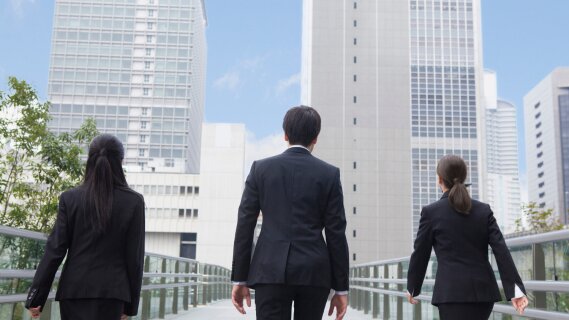 Japon: 1,27 poste pour chaque demandeur d'emploi; 10 millions de travailleurs manquants en 2040