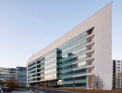 Le duo GCI et AIMCo s’offre un nouvel immeuble à La Défense avec Being