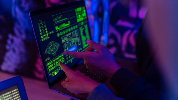 Spyware (logiciel espion) : Définition, Origine et Prévention