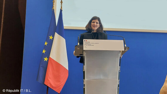 IA : le gouvernement veut que vous osiez passer à l’acte