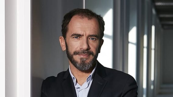 PeersGroup entame un nouveau chapitre de son histoire en ouvrant son capital
