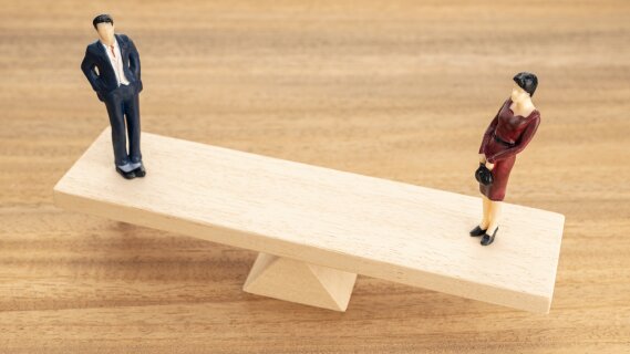 États-Unis/Canada : les inégalités de promotion persistent entre les femmes et les hommes 