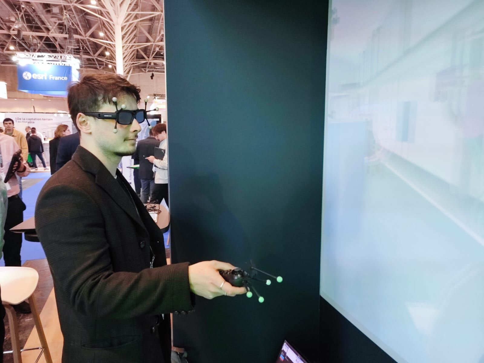 Twin+ jumeau numérique Egis VR Skyreal BIM World powerwall