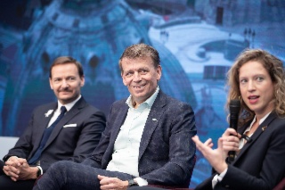 Smart Hospitals: Infrastructure & Tools for Tomorrow’s Healthcare