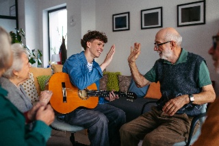 S'engager près de chez soi : bon pour les autres et pour soi