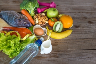 Quels aliments nous aident à rester hydraté ? - Salon des Seniors