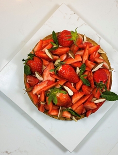 Pâques : La recette de tarte aux fraises du chef Enzo Franzi