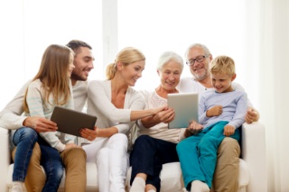 La journée mondiale des grands-parents et des personnes âgées