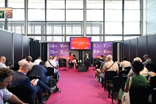 Low-code et agents IA : comment Suez industrialise l'IA avec OutSystems