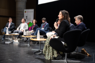 Construire des territoires numériques solidaires