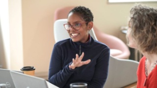 Rising up the Corporate Ladder, One Joke at a Time: Do Male and Female Leaders Use Humour Differently?