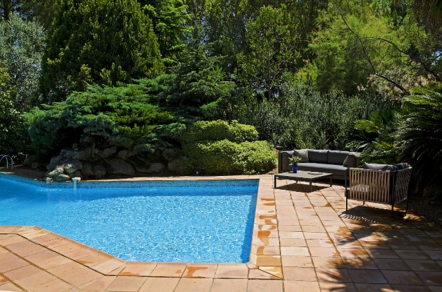 Quel dallage autour d’une piscine ?