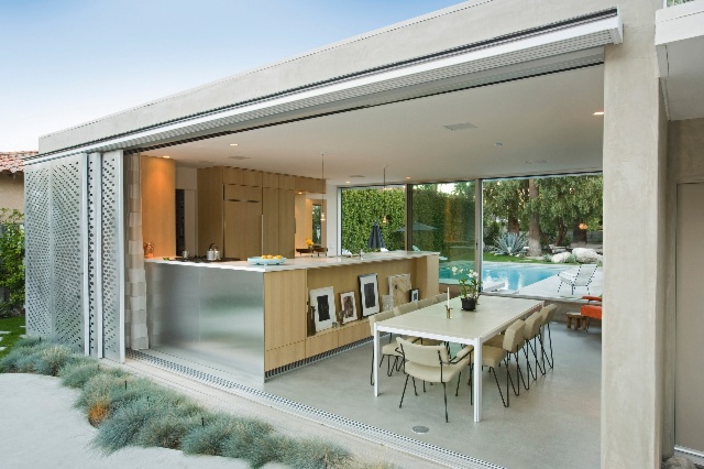 Aménager un pool house : un lieu tout confort près de la piscine